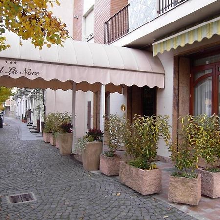 Hotel La Noce Chivasso Exterior foto